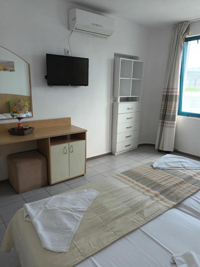 פרימורסקו Alba Family Club Hotel מראה חיצוני תמונה