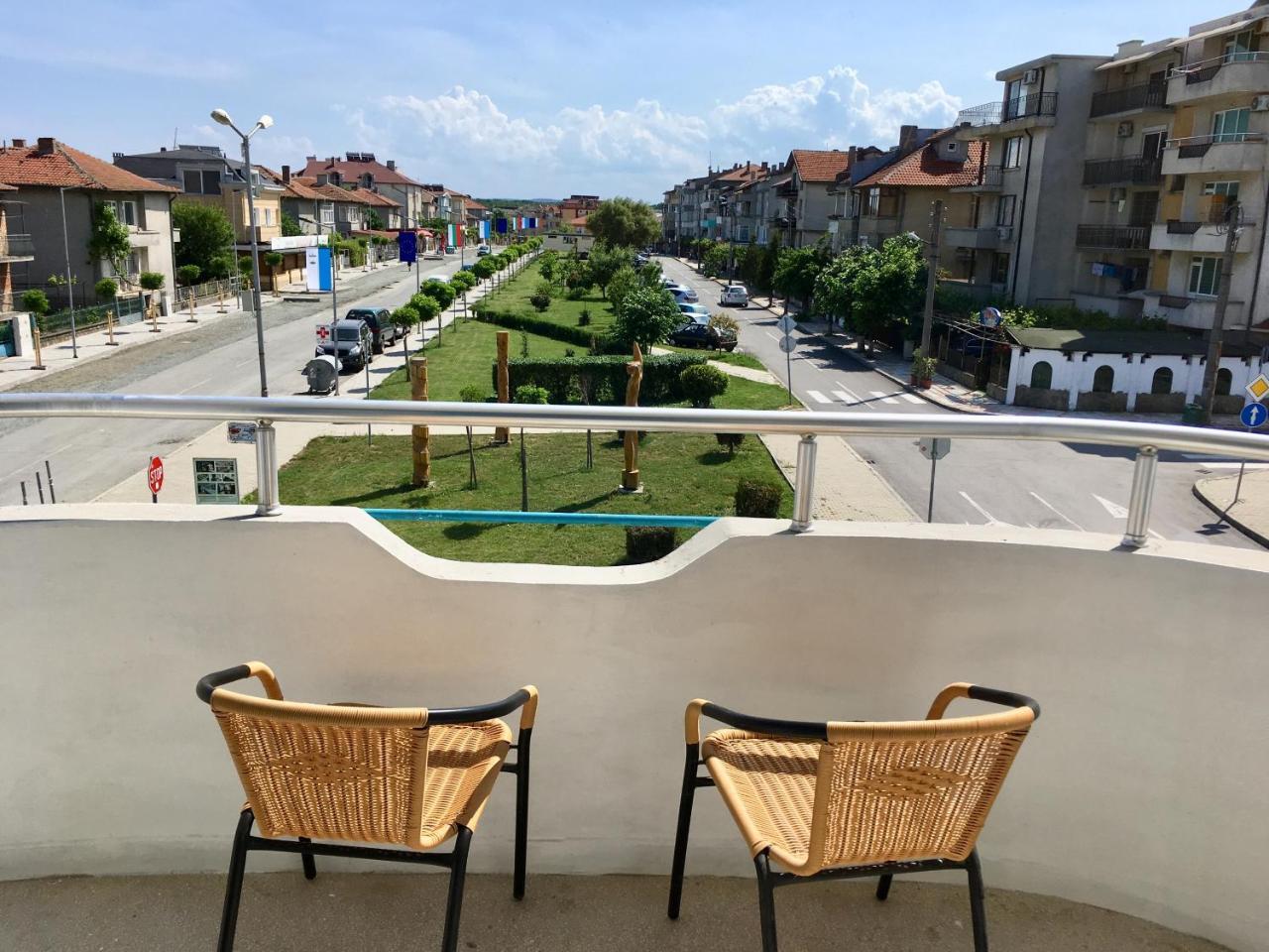 פרימורסקו Alba Family Club Hotel מראה חיצוני תמונה